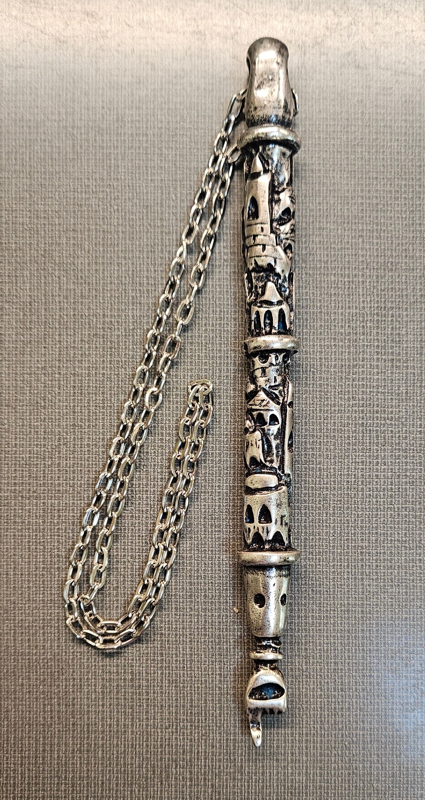 Yad – Cast Metal with Jerusalem Images