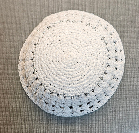 Kippah with Silver Thread