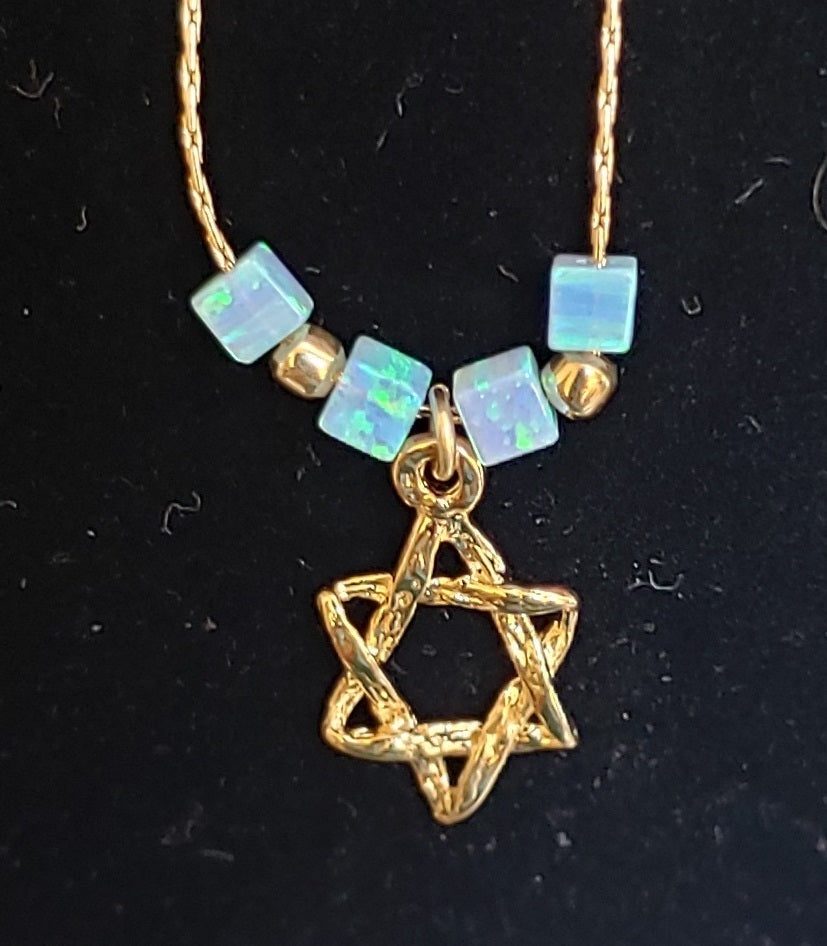 Necklace – Star with Opals