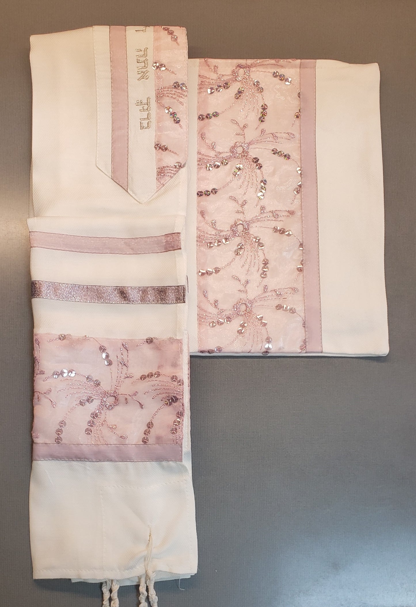 Tallit Set – Pink Starburst Design