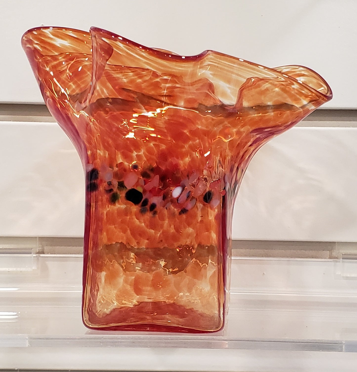 Vase – Ruffled Glass